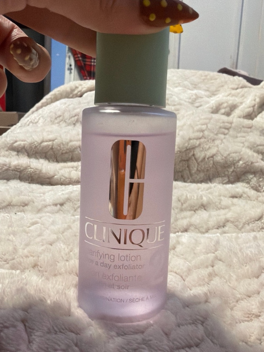 Clinique Clarifying Lotion Toner in Light Purple with Green Cap